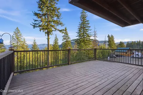 Exterior - 101 Spring View Ln, Sagle, ID 83860 photo 5 of 10