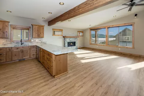 110 Palouse Dr #B2, Nordman, ID 83848