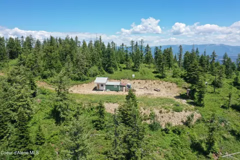 1662 Wildflower Dr, Saint Maries, ID 83861