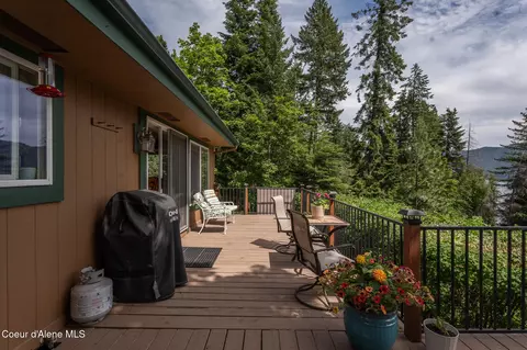 Exterior - 17532 E Bannock Dr, Bayview, ID 83803 photo 1 of 7