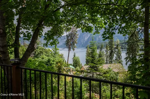 View/Area - 17532 E Bannock Dr, Bayview, ID 83803 photo 2 of 8
