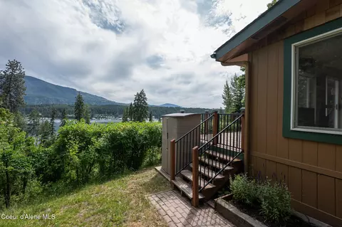 Exterior - 17532 E Bannock Dr, Bayview, ID 83803 photo 5 of 7