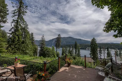 17532 E Bannock Dr, Bayview, ID 83803