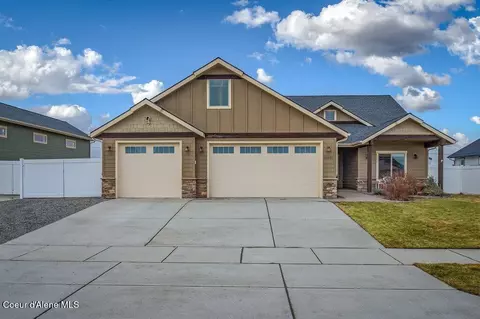 10691 N Murcia Ln, Hayden, ID 83835