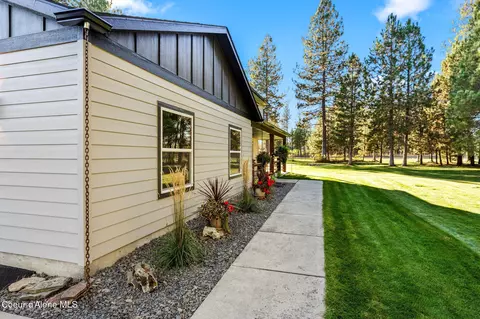 300 E Seasons Rd, Athol, ID 83801 photo 18