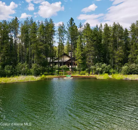 891 Ames Way, Dover, ID 83825