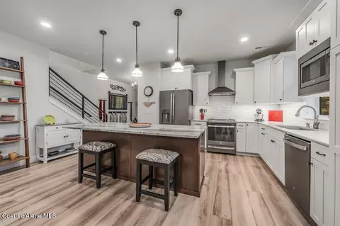 Kitchen - 891 Ames Way, Dover, ID 83825 photo 3 of 3