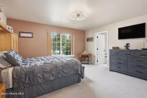 Bedroom - 502 Lewiston Ave, Pinehurst, ID 83850 photo 2 of 3