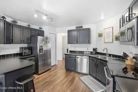 Kitchen - 502 Lewiston Ave, Pinehurst, ID 83850 photo 1 of 4