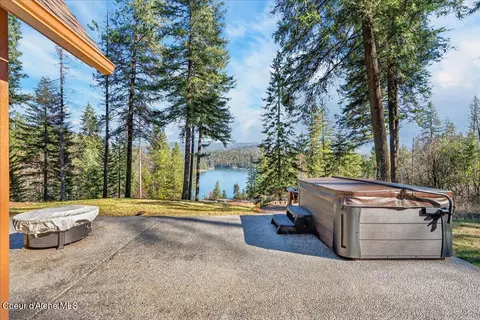 14205 N Taylors Terrace Rd, Hayden, ID 83835