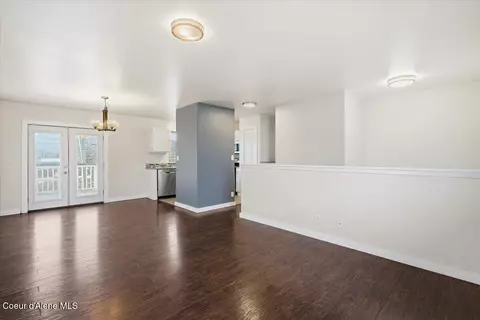 Living - 106 E 9th Ave, Post Falls, ID 83854 photo 2 of 4