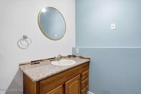 Bath - 106 E 9th Ave, Post Falls, ID 83854 photo 3 of 3