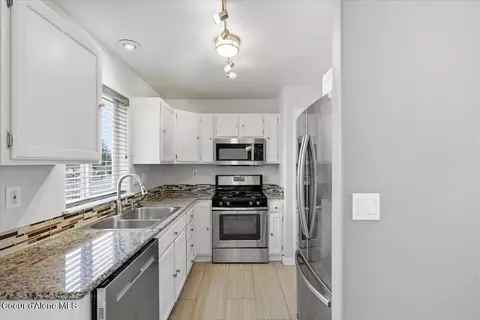 Kitchen - 106 E 9th Ave, Post Falls, ID 83854 photo 1 of 4