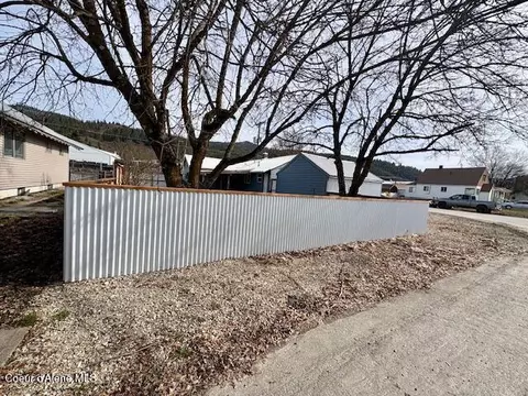 Exterior - 204 N Chestnut St, Kellogg, ID 83837 photo 1 of 3