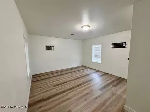 Living - 204 N Chestnut St, Kellogg, ID 83837 photo 3 of 3