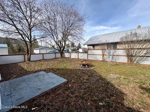 Exterior - 204 N Chestnut St, Kellogg, ID 83837 photo 2 of 3