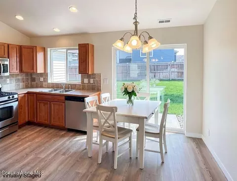 Kitchen - 3154 E Thrush Dr, Post Falls, ID 83854 photo 1 of 4