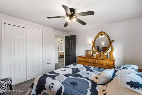 Bedroom - 331 15th St, Plummer, ID 83851 photo 4 of 6