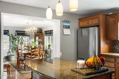 Kitchen - 331 15th St, Plummer, ID 83851 photo 4 of 5