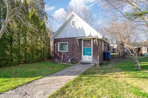 Exterior - 315 E 319 E 3rd Ave, Post Falls, ID 83854 photo 1 of 2