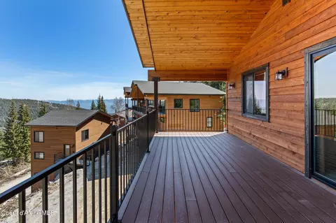 Exterior - 95 Harrison Ln, Sandpoint, ID 83864 photo 4 of 6