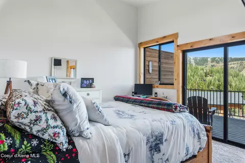 Bedroom - 95 Harrison Ln, Sandpoint, ID 83864 photo 1 of 6