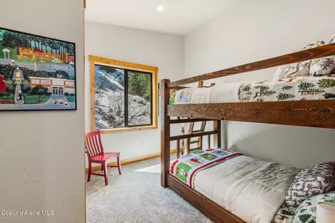 Bedroom - 95 Harrison Ln, Sandpoint, ID 83864 photo 6 of 6