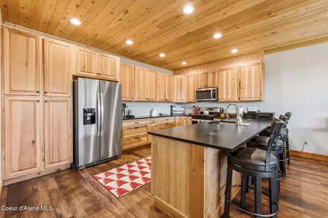 Kitchen - 95 Harrison Ln, Sandpoint, ID 83864 photo 2 of 4