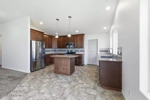 Kitchen - 1436 N Minam Loop, Post Falls, ID 83854 photo 1 of 1