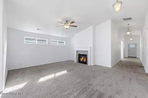 Living - 1436 N Minam Loop, Post Falls, ID 83854 photo 4 of 4