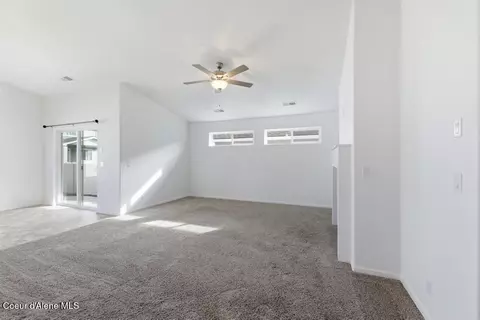 Living - 1436 N Minam Loop, Post Falls, ID 83854 photo 3 of 4