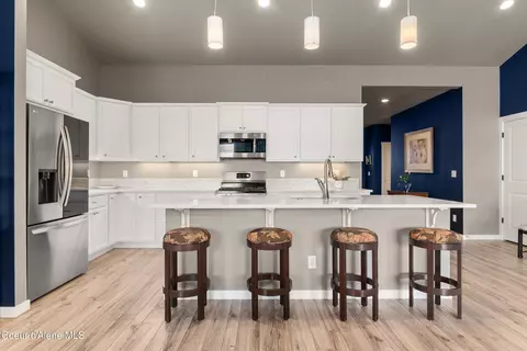 Kitchen - 4671 E Alopex Ln, Post Falls, ID 83854 photo 4 of 8
