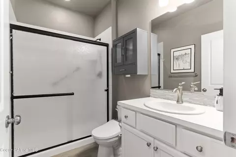 Bath - 4671 E Alopex Ln, Post Falls, ID 83854 photo 1 of 4