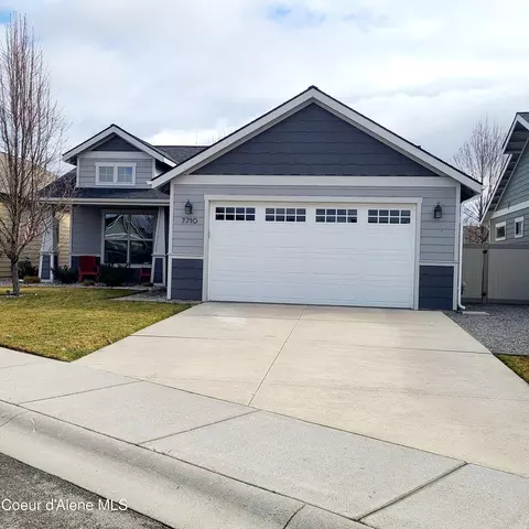 7710 N Hibiscus Ln, Coeur D'alene, ID 83815