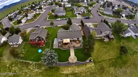 View/Area - 585 N Divot Ave, Post Falls, ID 83854 photo 2 of 21