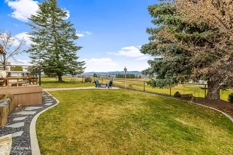 Exterior - 585 N Divot Ave, Post Falls, ID 83854 photo 11 of 17