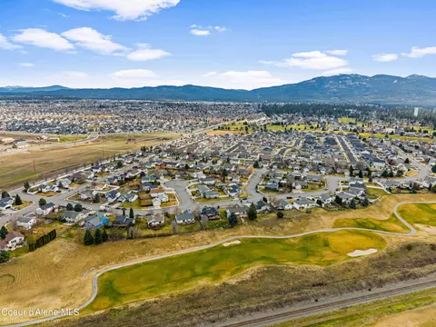 View/Area - 585 N Divot Ave, Post Falls, ID 83854 photo 19 of 21