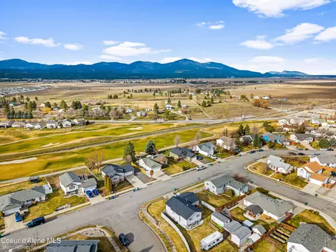 View/Area - 585 N Divot Ave, Post Falls, ID 83854 photo 16 of 21