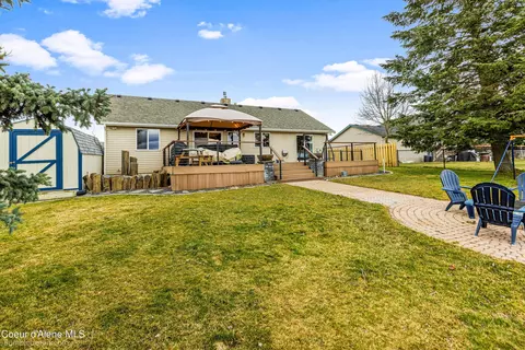 Exterior - 585 N Divot Ave, Post Falls, ID 83854 photo 10 of 17