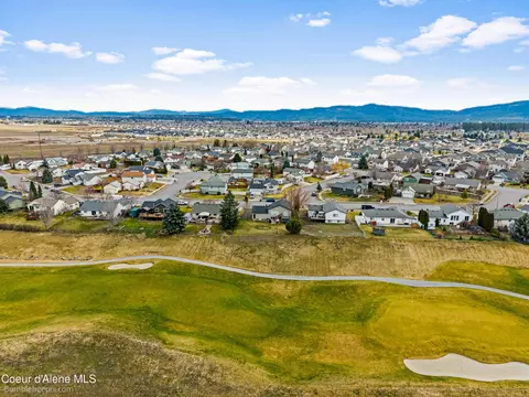View/Area - 585 N Divot Ave, Post Falls, ID 83854 photo 6 of 21