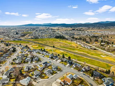View/Area - 585 N Divot Ave, Post Falls, ID 83854 photo 13 of 21