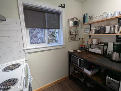 Kitchen - 920 Pearl St, Wallace, ID 83873 photo 2 of 3