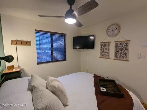 Bedroom - 920 Pearl St, Wallace, ID 83873 photo 3 of 3