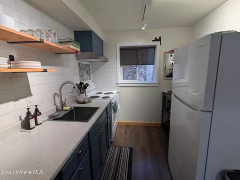 Kitchen - 920 Pearl St, Wallace, ID 83873 photo 1 of 3