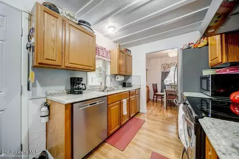 Kitchen - 4470 E 16th Ave #TRLR 20, Post Falls, ID 83854 photo 3 of 3