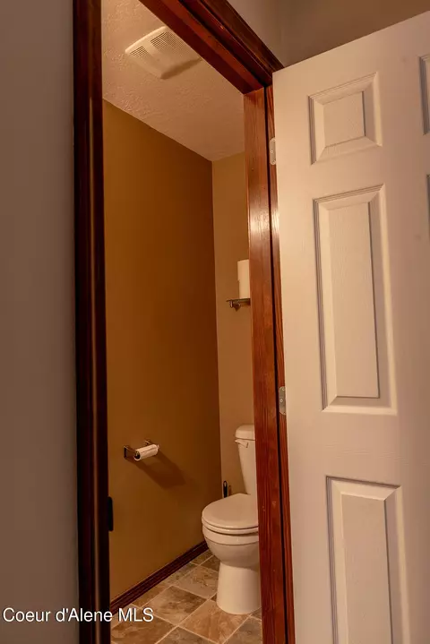 Bath - 8464 N Boysenberry Loop, Hayden, ID 83835 photo 5 of 5