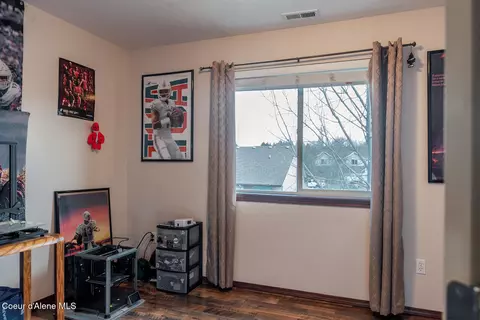Bedroom - 8464 N Boysenberry Loop, Hayden, ID 83835 photo 3 of 8