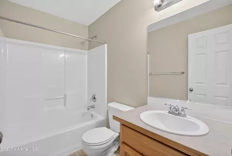 Bath - 692 N Hydra Pl # A, Post Falls, ID 83854 photo 1 of 4