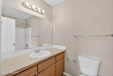 Bath - 692 N Hydra Pl # A, Post Falls, ID 83854 photo 3 of 4