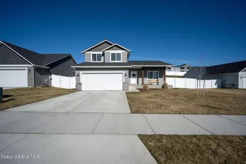 12750 N Cavanaugh Dr, Rathdrum, ID 83858